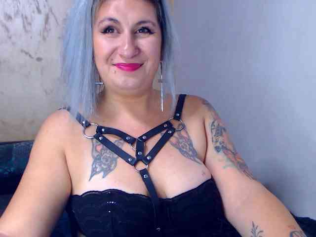 LilithGreen webcam