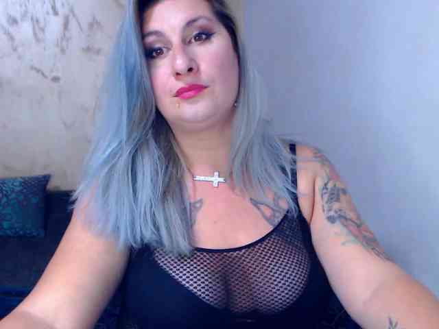 LilithGreen webcam