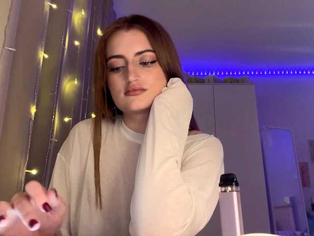 AuraLahrman – webcam model profile photo