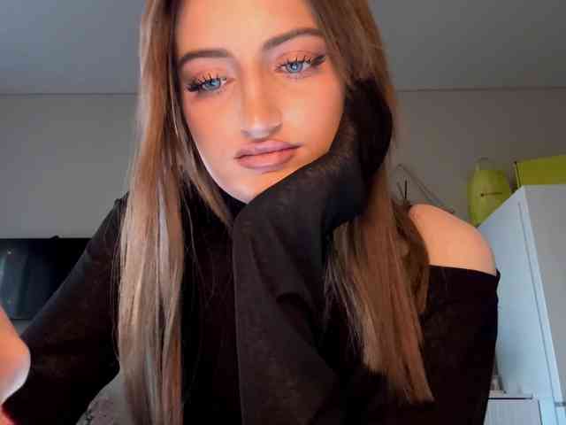 AuraLahrman webcam