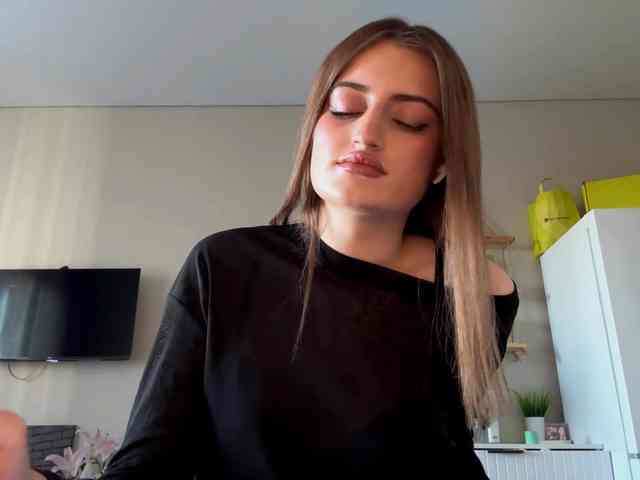 AuraLahrman webcam