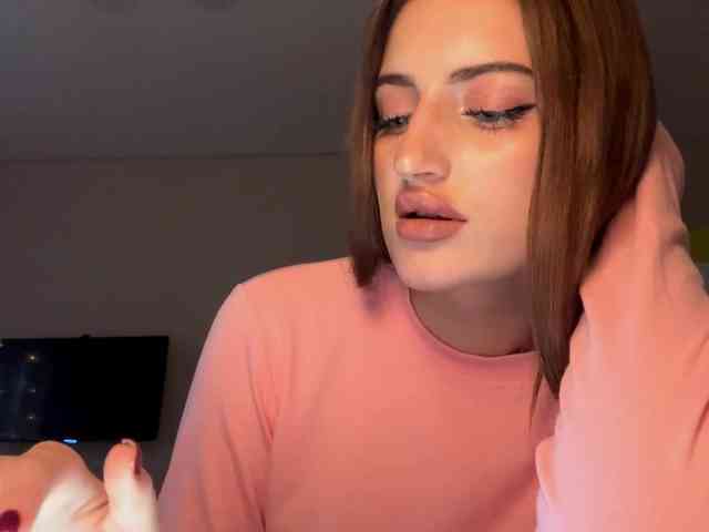 AuraLahrman webcam