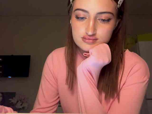 AuraLahrman webcam