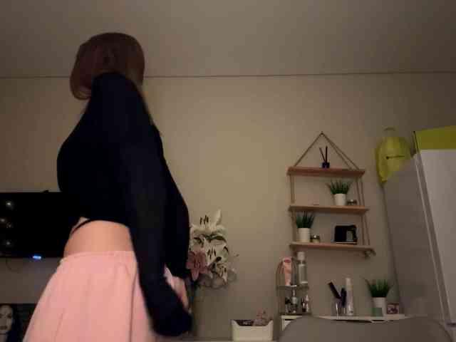 AuraLahrman webcam