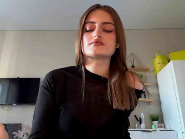 AuraLahrman webcam