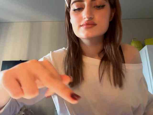 AuraLahrman Live Webcam on BongaCams