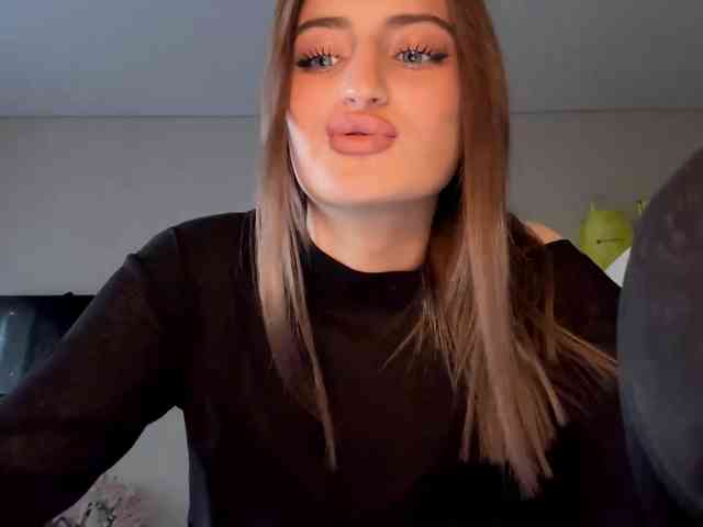 AuraLahrman webcam
