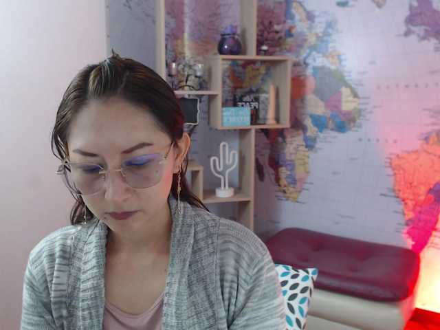EvelynnMiller Live Cam on BongaCams