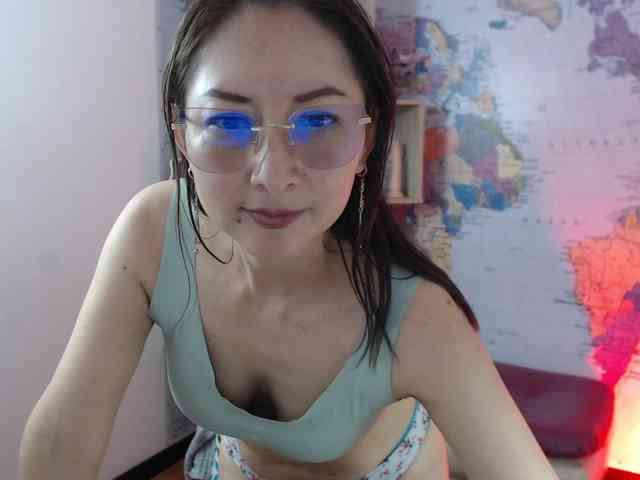 EvelynnMiller webcam