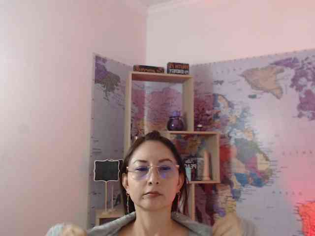 EvelynnMiller webcam