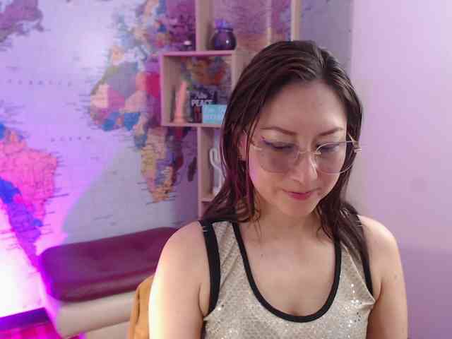 EvelynnMiller webcam