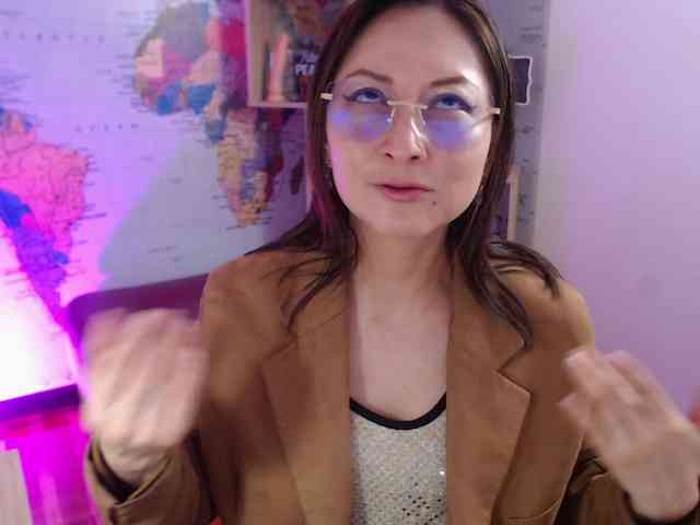 EvelynnMiller webcam