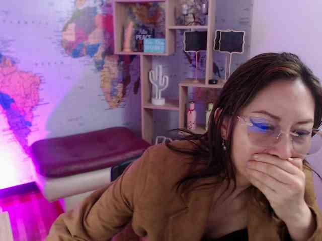 EvelynnMiller webcam