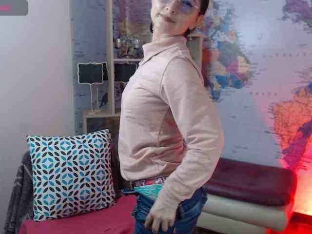 EvelynnMiller webcam