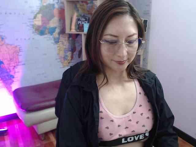 EvelynnMiller webcam