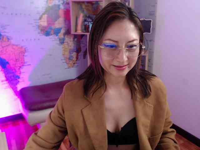 EvelynnMiller webcam