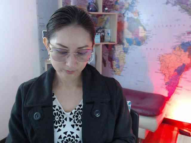 EvelynnMiller webcam