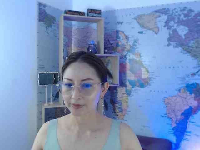 EvelynnMiller webcam