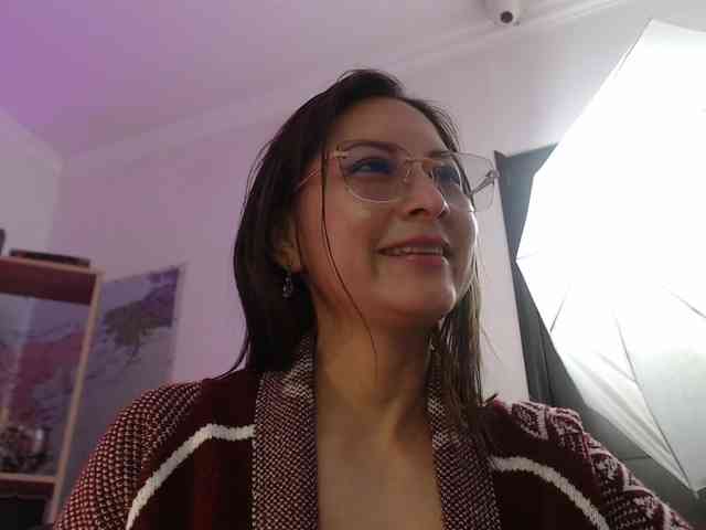 EvelynnMiller webcam