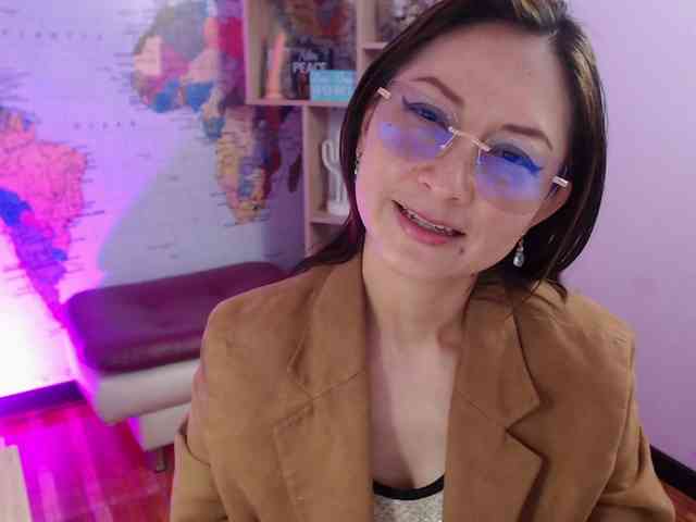 EvelynnMiller webcam