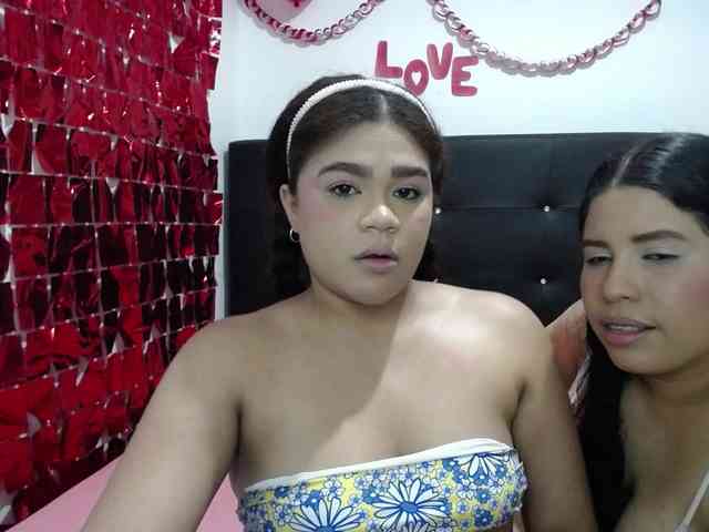 2moonsfulloflove webcam