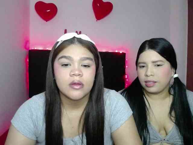 2moonsfulloflove webcam