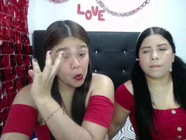 2moonsfulloflove webcam