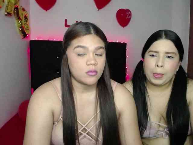 2moonsfulloflove webcam