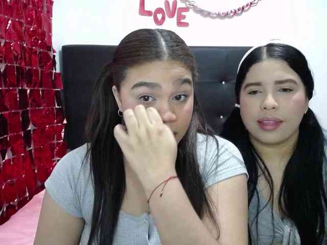 2moonsfulloflove webcam