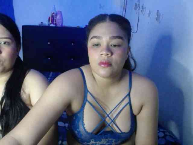 2moonsfulloflove webcam