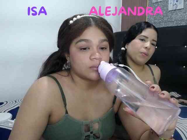 2moonsfulloflove webcam