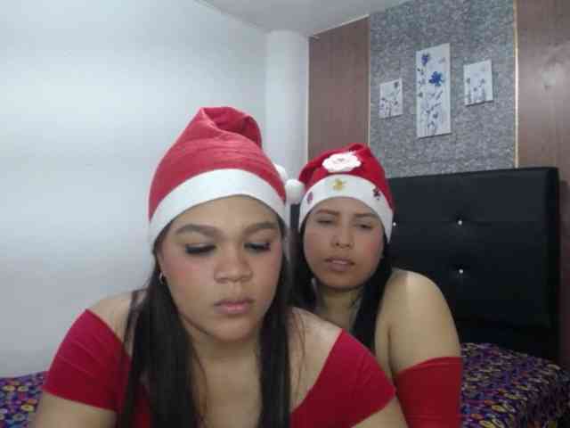 2moonsfulloflove webcam