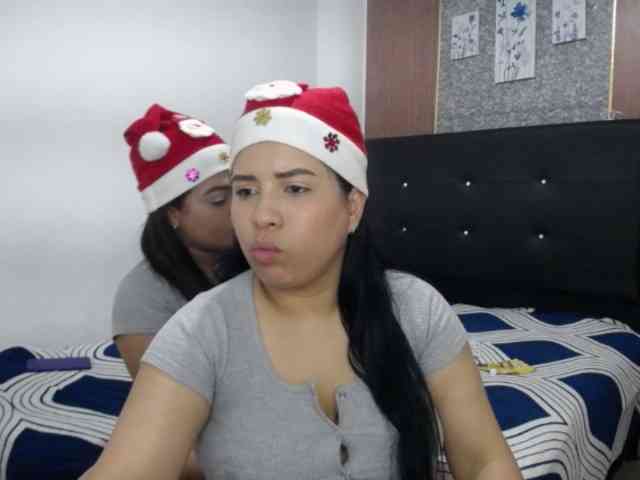 2moonsfulloflove webcam