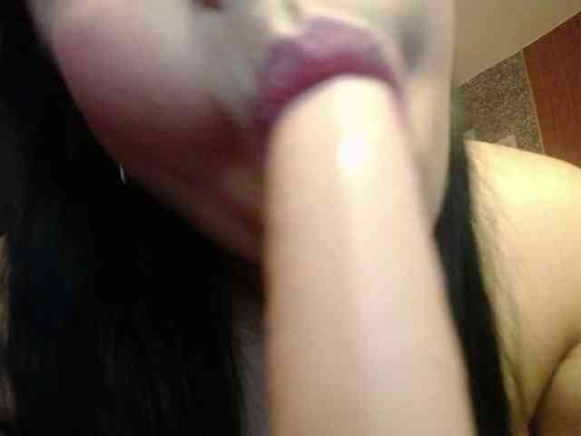 2moonsfulloflove webcam