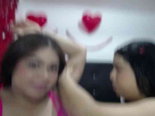 2moonsfulloflove webcam