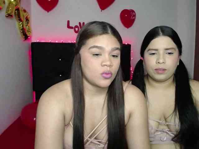 2moonsfulloflove webcam