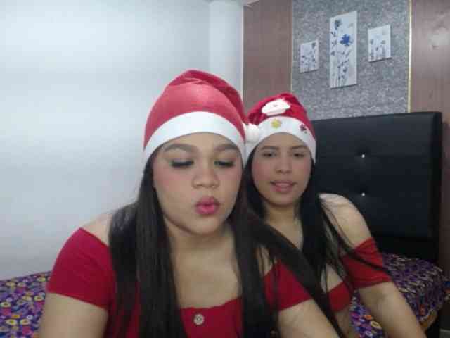 2moonsfulloflove webcam