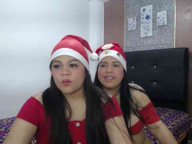 2moonsfulloflove webcam