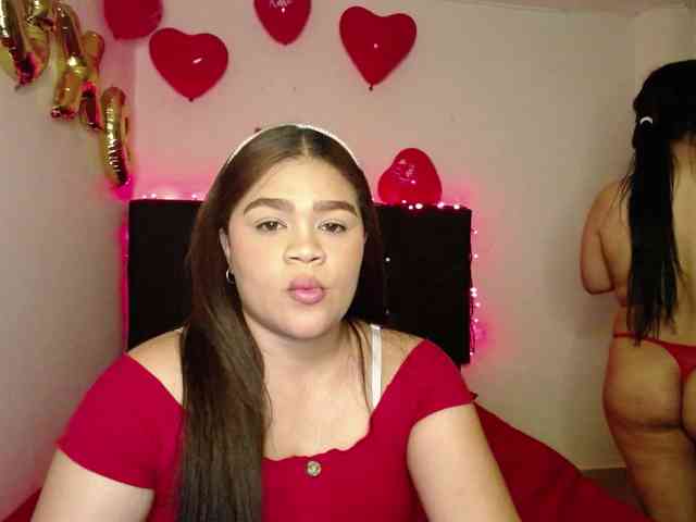 2moonsfulloflove webcam