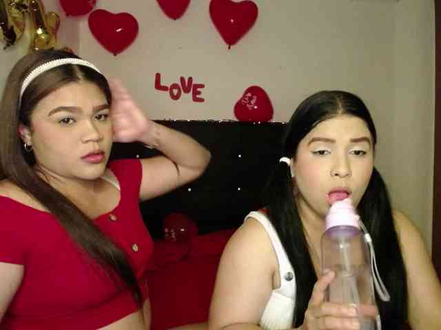 2moonsfulloflove webcam