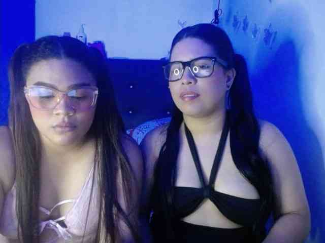 2moonsfulloflove webcam