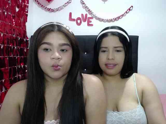 2moonsfulloflove webcam