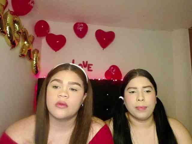 2moonsfulloflove webcam