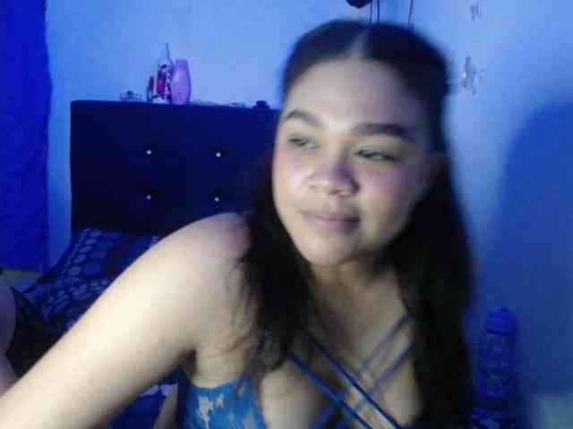 2moonsfulloflove webcam