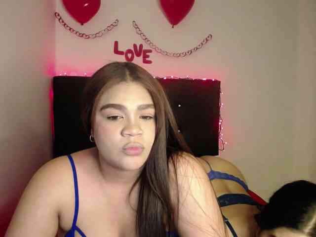 2moonsfulloflove webcam