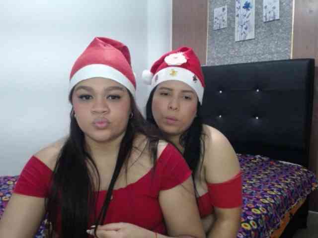 2moonsfulloflove webcam