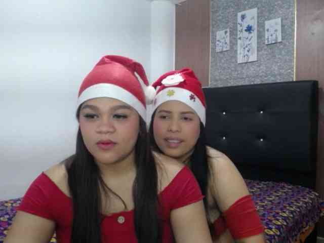 2moonsfulloflove webcam