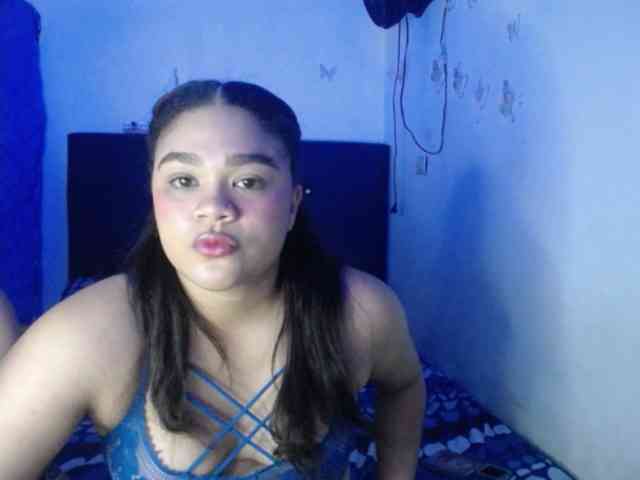 2moonsfulloflove webcam