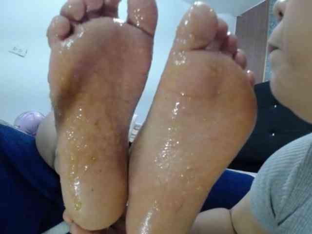 2moonsfulloflove webcam