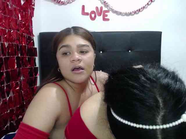 2moonsfulloflove webcam